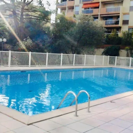 Studio Centre De Hyeres Pour 4 Personnes Piscine Et Tennis Exterior foto